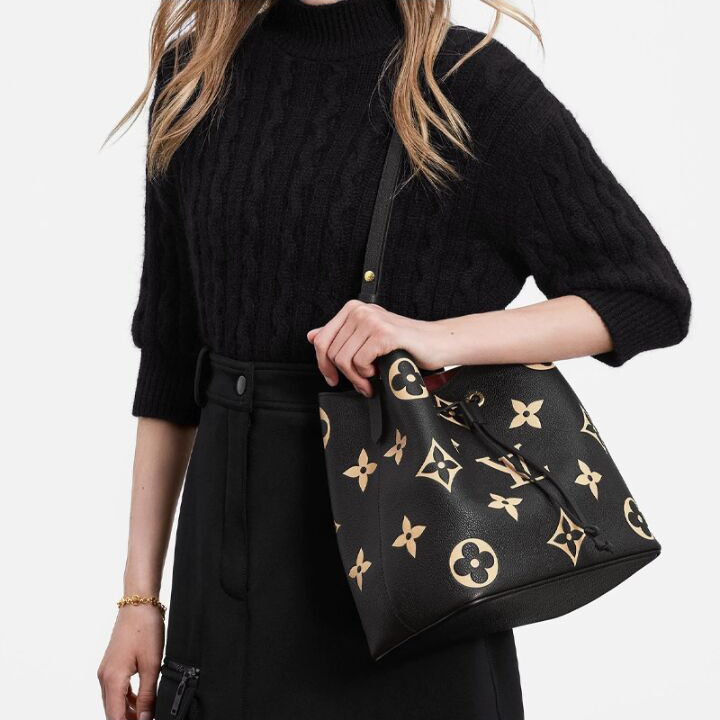 LOUIS VUITTON NONO 老花印花 粒面牛皮革 水桶包单肩包斜挎包手提包 中号 女款 黑色