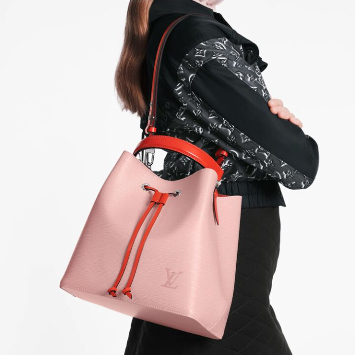 LOUIS VUITTON NOE MM系列 抽带 Epi水波纹牛皮 手提抽绳水桶包单肩包 中号 女款 芭蕾粉