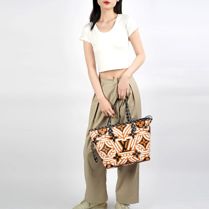 LOUIS VUITTON Crafty Neverfull MM 几何老花印花 皮革 托特包Tote包购物袋子母包单肩手提包 中号 女款 奶白色/焦糖色拼色