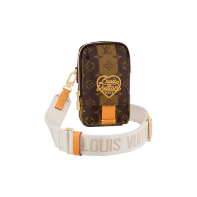 LOUIS VUITTON x NIGO 联名款 Flap Double经典老花竖条纹爱心标识 涂层帆布拼小牛皮 手机包单肩斜挎包 男女同款 棕色