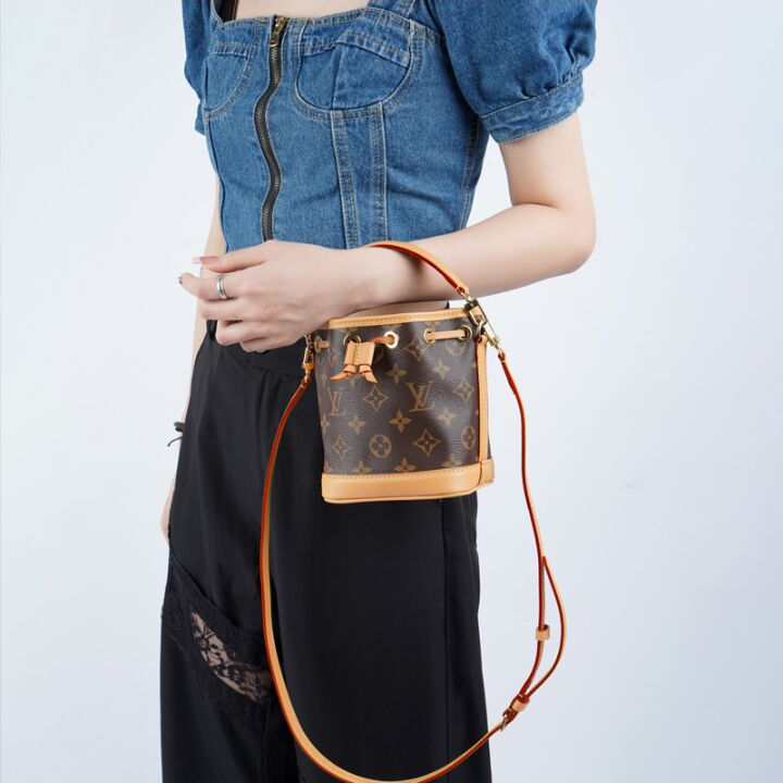 LOUIS VUITTON NOE 可拆卸可调节肩带抽绳 牛皮 水桶包手提单肩斜挎包 迷你 女款 棕色老花