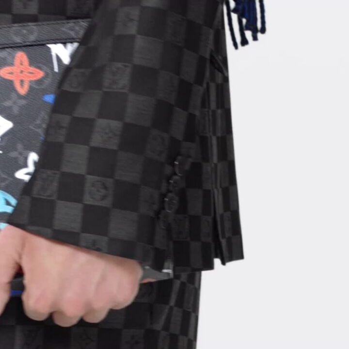 LOUIS VUITTON Pochette Voyage 老花满印拉链开合 涂层帆布拼牛皮革饰边 手拿包 男款 黑色/绿色/白色