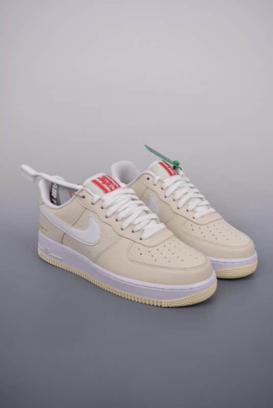 篮球鞋, 球鞋, Nike Air Force 1 Low, Nike Air Force 1, Nike, Air Force 1 Low, Air Force 1 - 商品标题：Nike Air Force 1 Low 米白爆米花 鞋子类型：低帮篮球鞋 颜色：米白 系列：原楦头原纸板 爆米花 特点：打造纯正空军版型，专注外贸渠道，全掌内置蜂窝气垫，原盒配件，原厂中底钢印、拉帮完美 货号：CW2919 100K 尺码：36 36.5 37.5 38 38.5 39 40 40.5 41 42 42.5 43 44 45