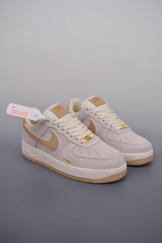 Nike Air Force 1 Low, Nike Air Force 1, Nike, Air Force 1 Low, Air Force 1 - Nike Air Force 1 Low 麂皮小勾 型 红色 货号：KK5636 310K