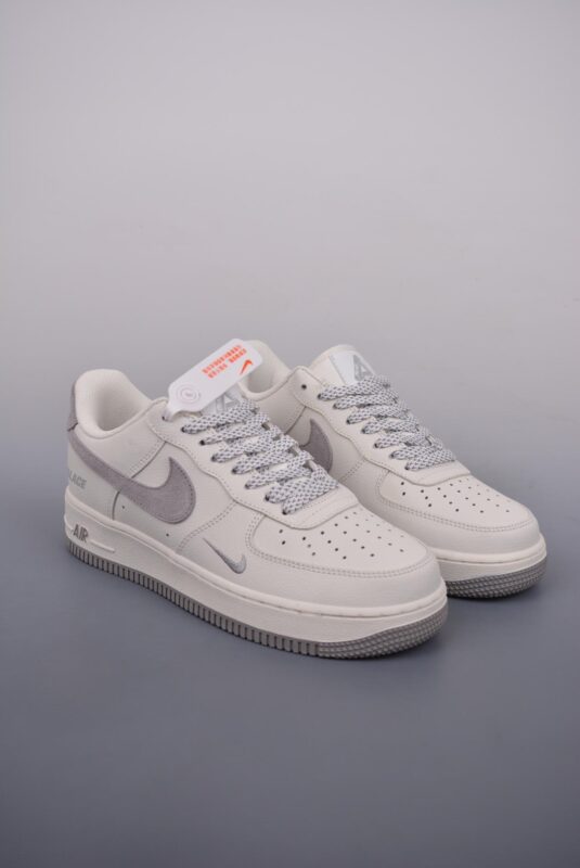 PE, Palace, Nike Air Force 1 Low, Nike Air Force 1, Nike, Air Force 1 Low, Air Force 1 - Nike Air Force 1 Low PALACE联名 鞋子 空军版型 黑色 货号：PE681811K