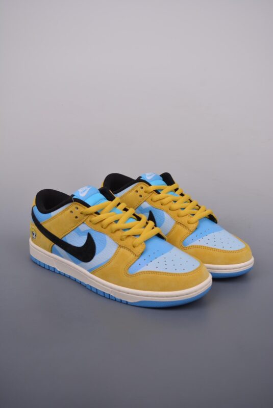 SB Dunk Low, Nike SB Dunk Low, Nike, Dunk Low, Dunk - Nike SB Dunk Low 飞天小女警，官方货号：GP5532 061J。